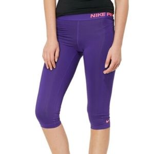 Nike Pro Training Capri Tights in Purple size S